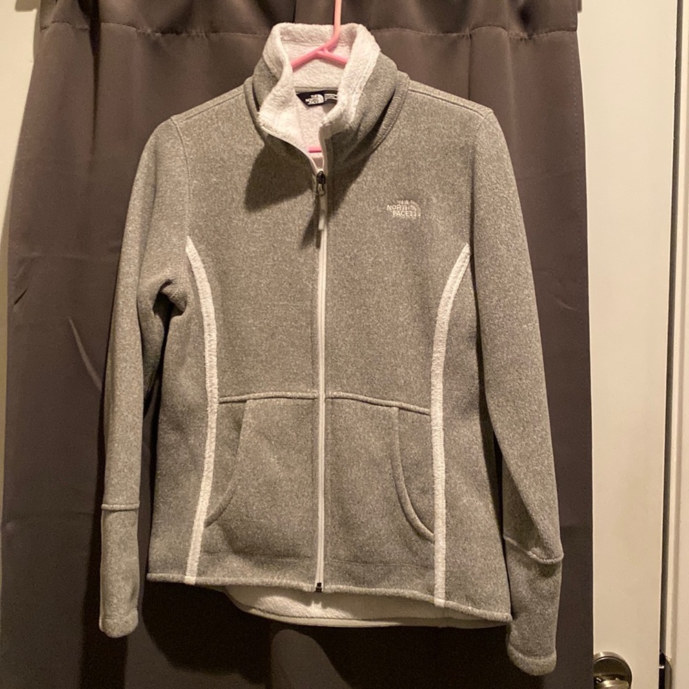 Women’s North Face Fleece Zip up